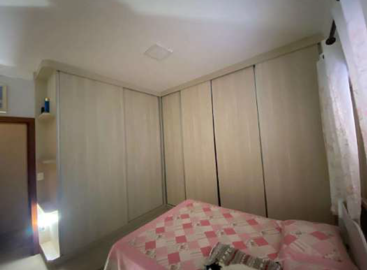 Casa com 4 quartos no Jardim Bethânia (foto 2 de 10)